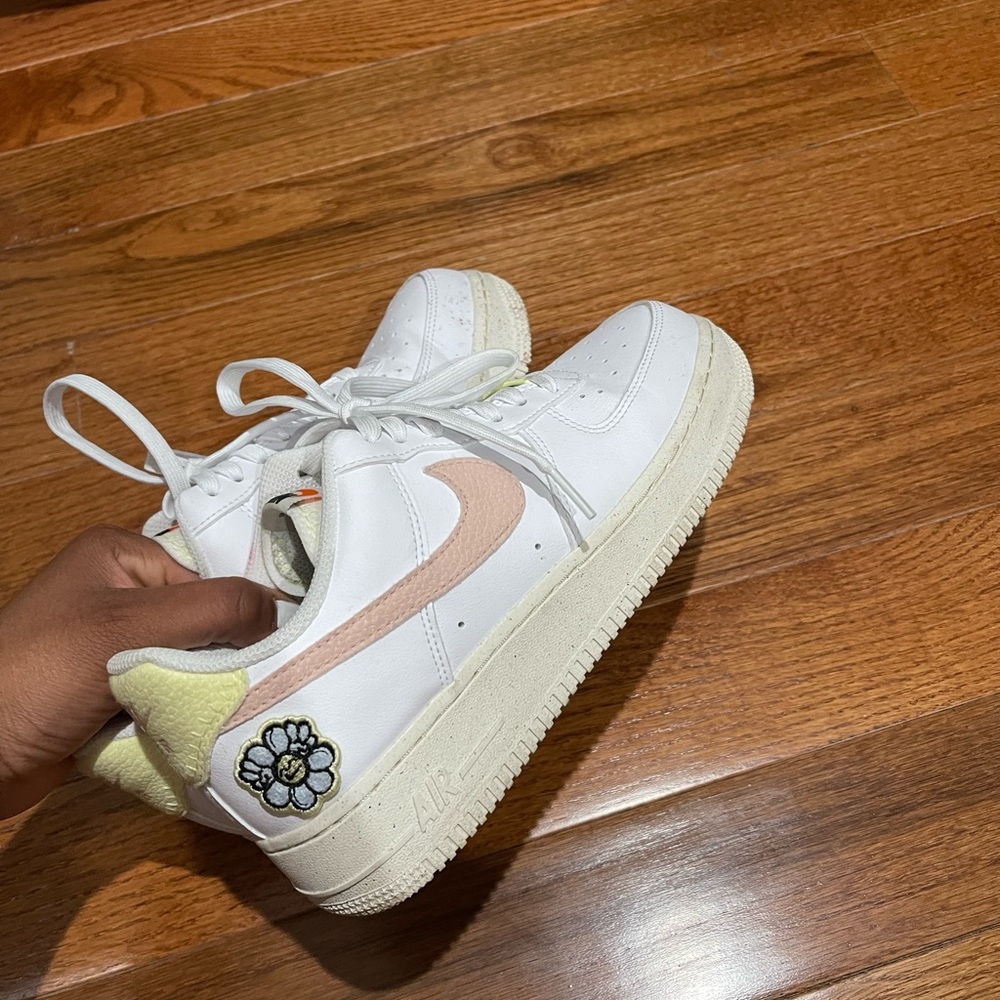 Air Force women sneakers